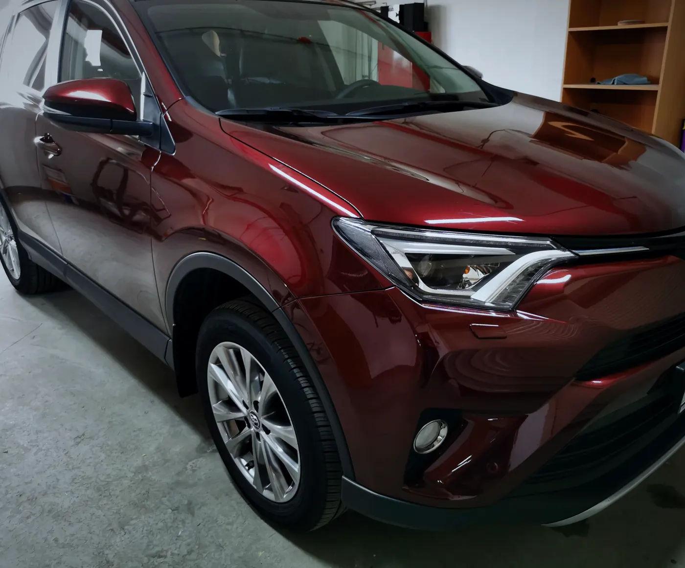 Toyota RAV4 в цехе